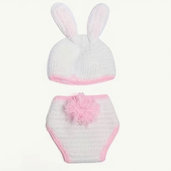 Newborn Bunny Knit Photoshoot Announcement Outfit - Picture 3 of 3